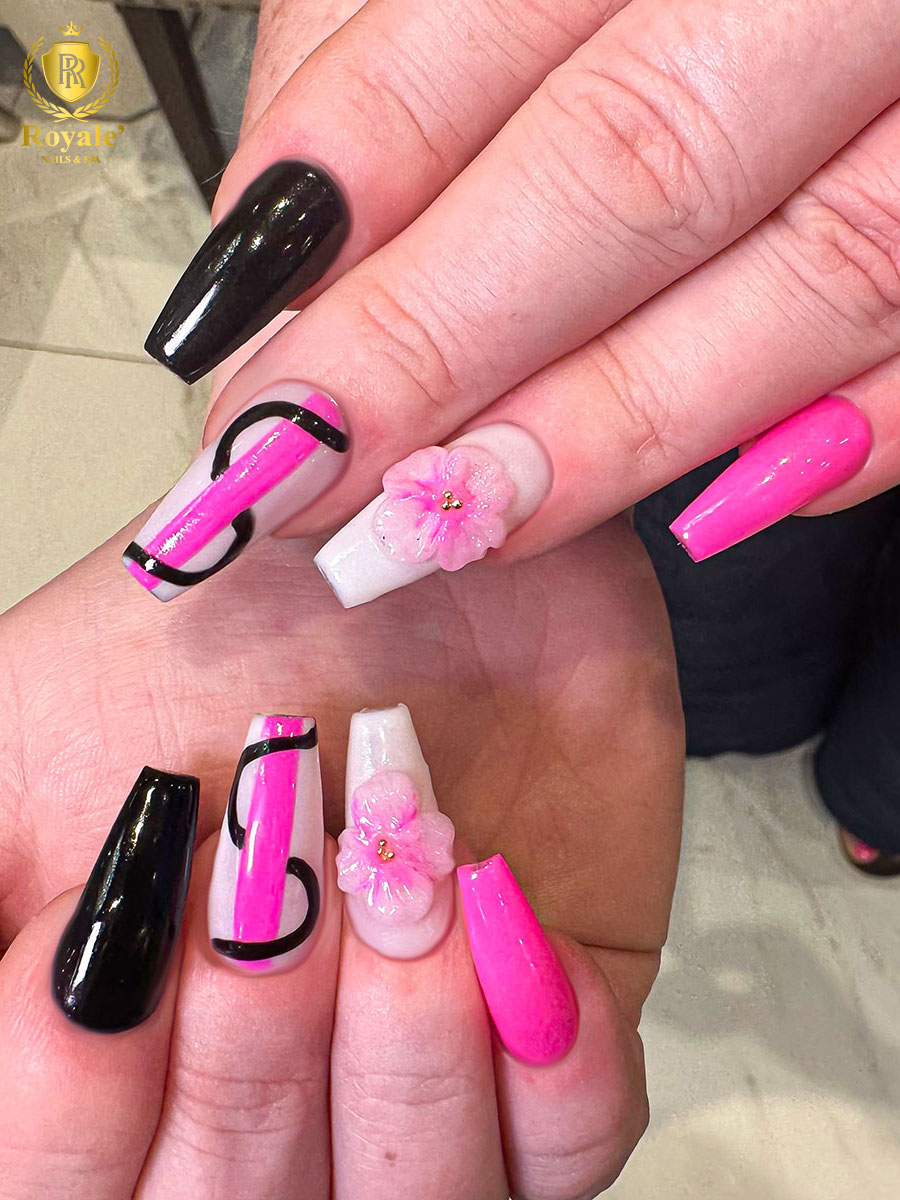 ROYALE' NAILS SPA - JOHNS CREEK